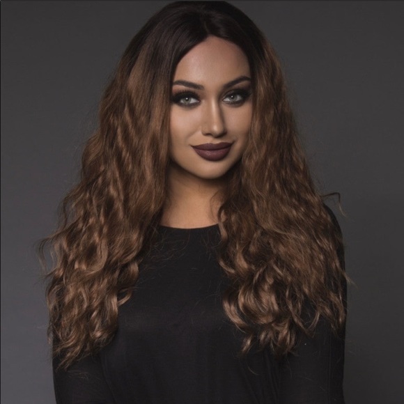 NWT BELLAMI WIG LUCIA 22" BODY WAVE HUMAN HAIR - Picture 4 of 7